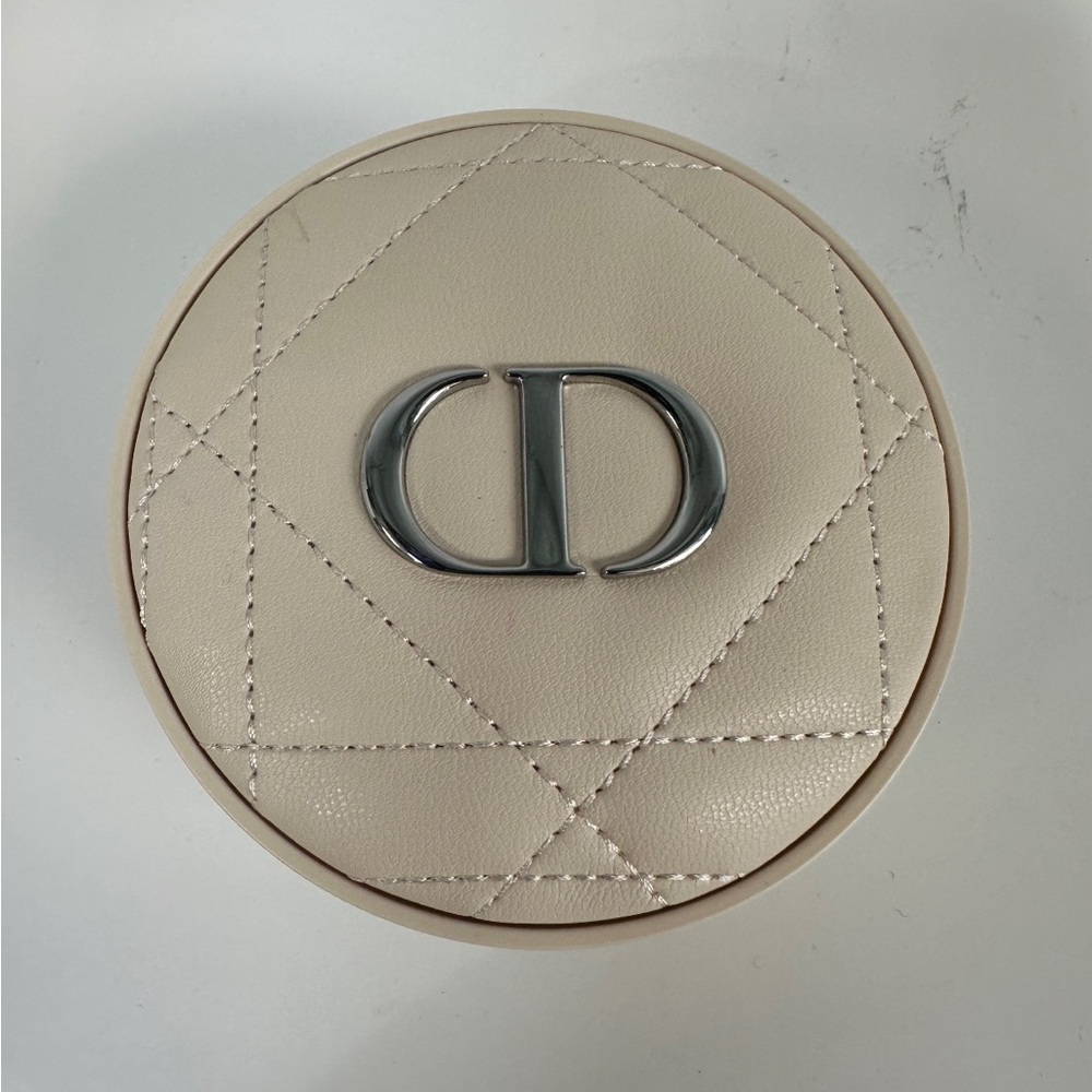 Dior forever cushion powder new with box